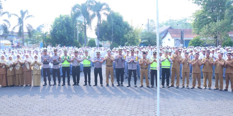 Hadir di Tengah Pelajar, Kapolres Pekalongan Tekankan Disiplin dan Karakter di SMK Muhammadiyah Kajen
