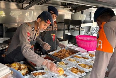 Tanggap Karhutla, Brimob Polda Jatim Padukan Operasi SAR dan Aksi Kemanusiaan