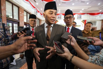 Pemkot Surabaya Siapkan Pelatihan dan Modal Usaha untuk Warga Jalan Kunti