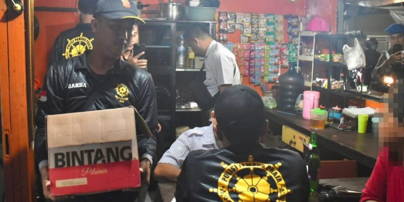 Satpol PP Surabaya Bidik Warung Remang-remang, Sasar Pemandu Lagu dan Peredaran Miras