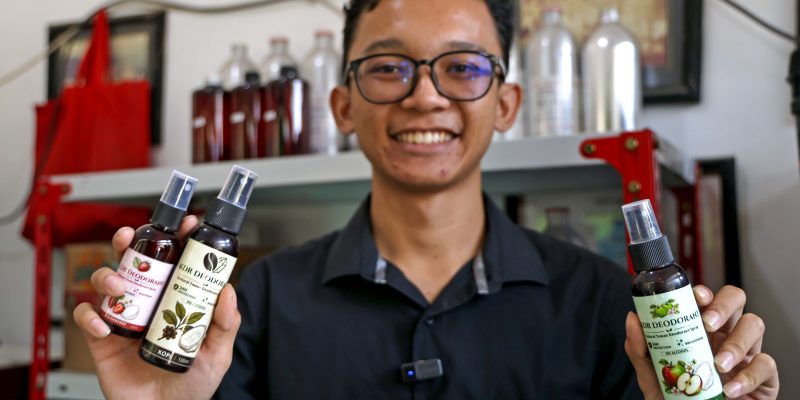 Anak Muda Kedungdoro Surabaya Sulap Dana Gen Z Jadi Bisnis Parfum dan Deodoran