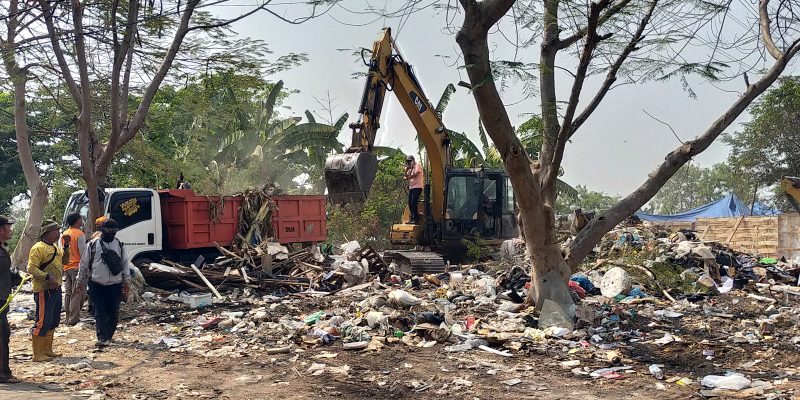 Pemkot Surabaya Percantik Kawasan Keputih Tegal, Taman Dihijaukan dan Tambah Penerangan