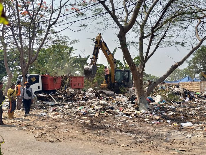 Pemkot Surabaya Percantik Kawasan Keputih Tegal, Taman Dihijaukan dan Tambah Penerangan