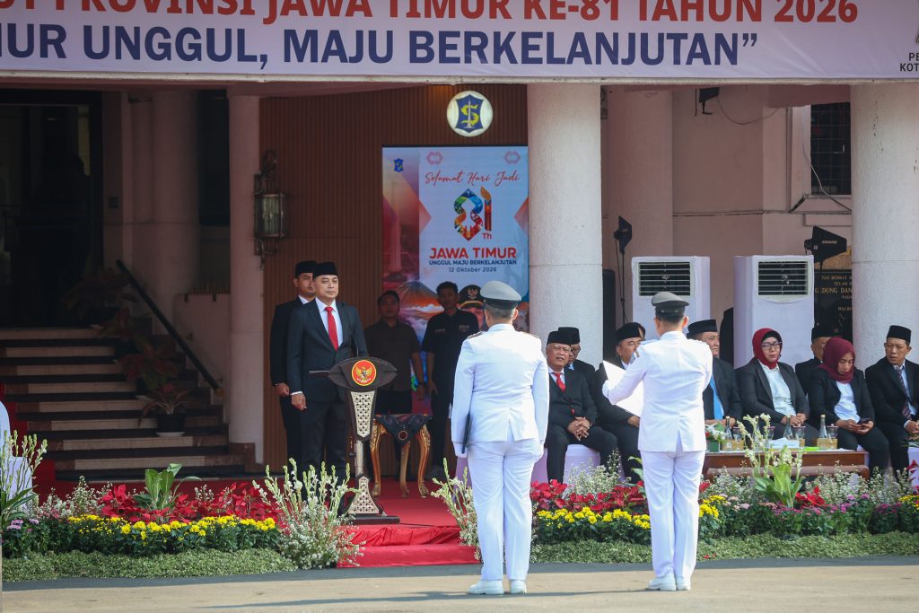 Pemkot Surabaya Gelar Upacara HUT ke-81 Jawa Timur, Wali Kota Eri Tekankan Sinergi Ekonomi dan Transportasi