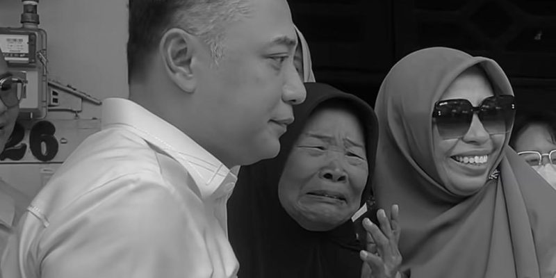 Gerak Cepat Dampingi Penderita Kanker, Wali Kota Eri Turun Langsung Bawa Pasien ke RSUD Soewandhie