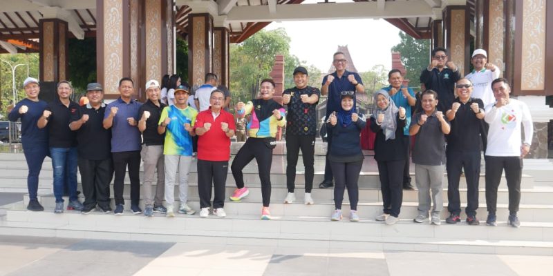 Senam Bersama ASN Sidoarjo, Bupati Subandi Ajak Jaga Kesehatan dan Kebersamaan