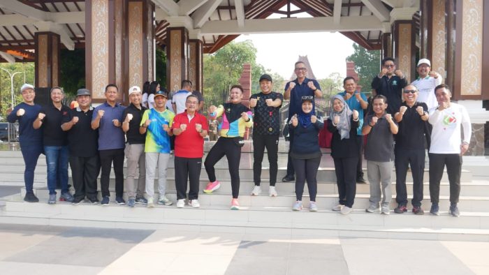 Senam Bersama ASN Sidoarjo, Bupati Subandi Ajak Jaga Kesehatan dan Kebersamaan