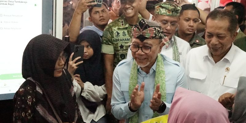 Dampingi Menko Pangan Tinjau KDKMP Desa Tambakrejo Waru, Wabup Sidoarjo Tegaskan Komitmen Pemkab Sidoarjo Dukung Kemajuan Kopdes Merah Putih