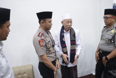 Kapolres Pasuruan Hadiri Pengajian Senenan di Ponpes Ngalah, Ajak Masyarakat Jaga Kamtibmas