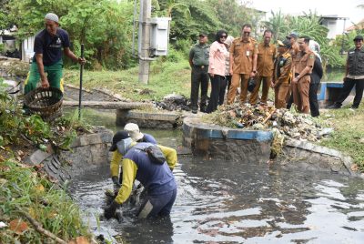 Sidak Sungai Afvour Wilayut, Wabup Mimik Idayana Tekankan Normalisasi untuk Dukung Petani