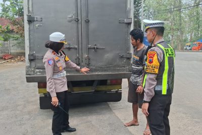 Satlantas Polresta Batang Bersama Kemenhub Gelar Ops Patuh Candi 2026 di UPPKB Subah, Puluhan Truk ODOL Jadi Sasaran