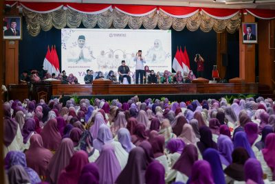 Peringati Maulid Nabi, Wali Kota Eri Ajak Majelis Taklim Perkuat Edukasi Keluarga untuk Pembangunan Surabaya